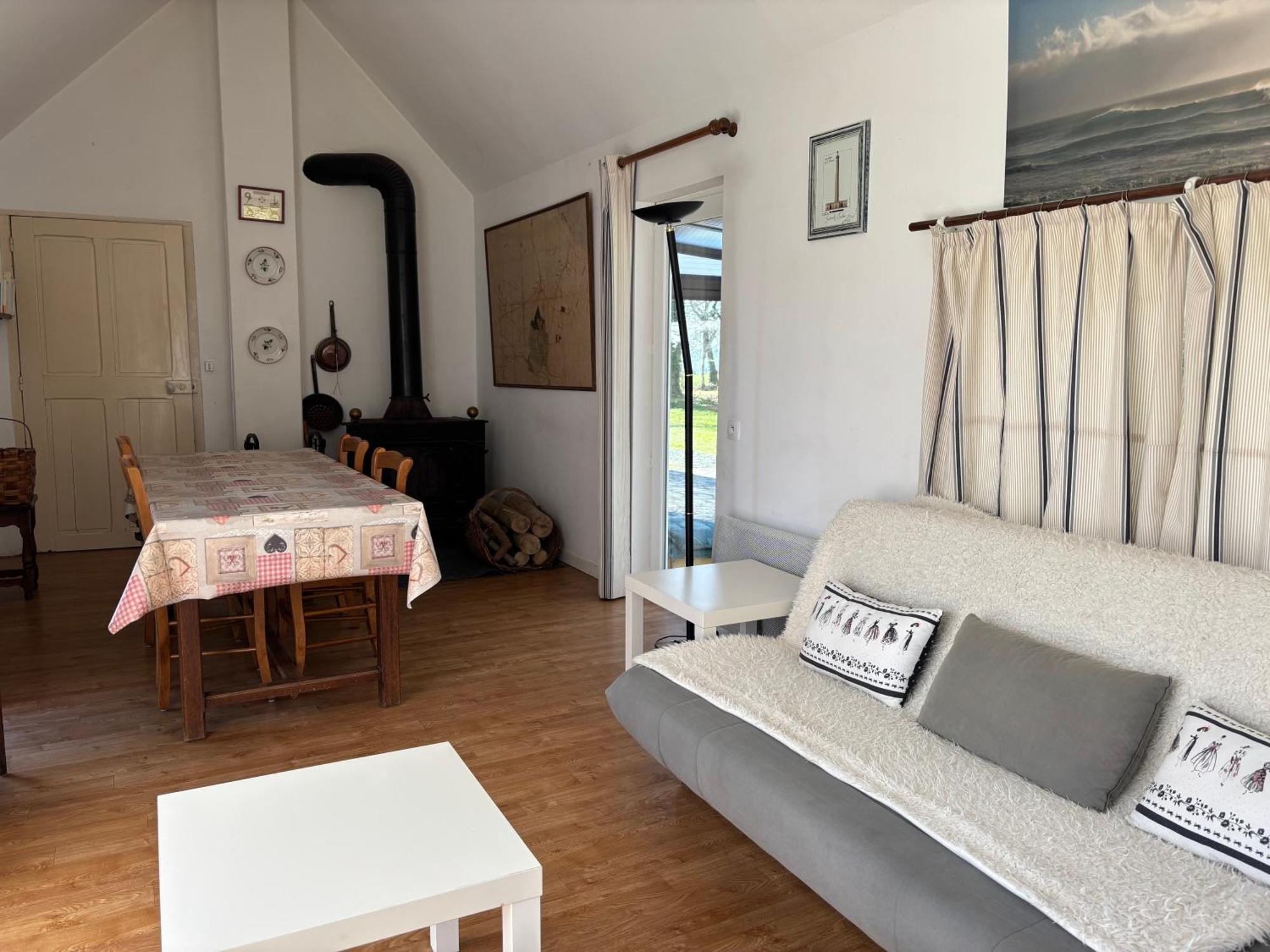 Maison De Campagne Lumineuse Spacieuse Dans Impasse Au Calme A Proximite D'Un Chateau Deux Verandas Grand Jardin Cabane Pour Velos, Pres Port En Bessin Et Bayeux, Proche Plages Du Debarquement Commes 外观 照片